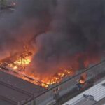 Incêndio de grande porte destrói distribuidora em Diadema